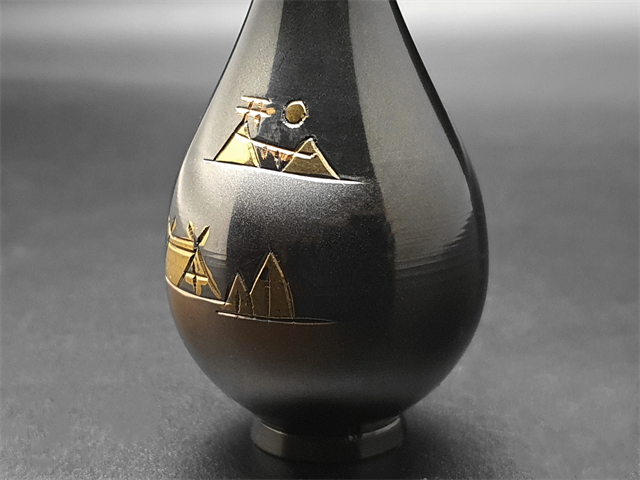 020 日本铜錾金银小净水瓶|品得拍—24小时在线拍卖平台