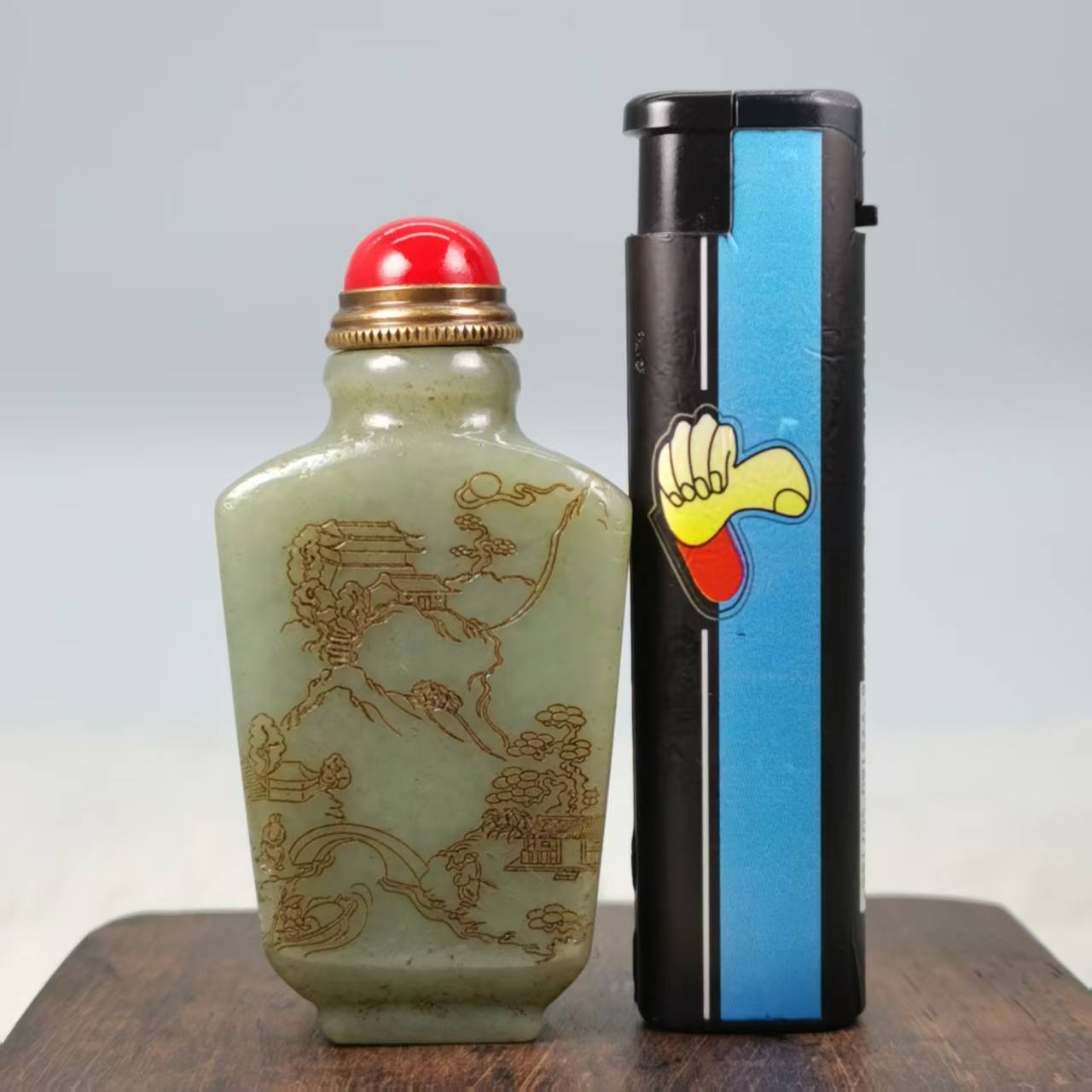 029 旧藏和田玉鼻烟壶|品得拍—24小时在线拍卖平台
